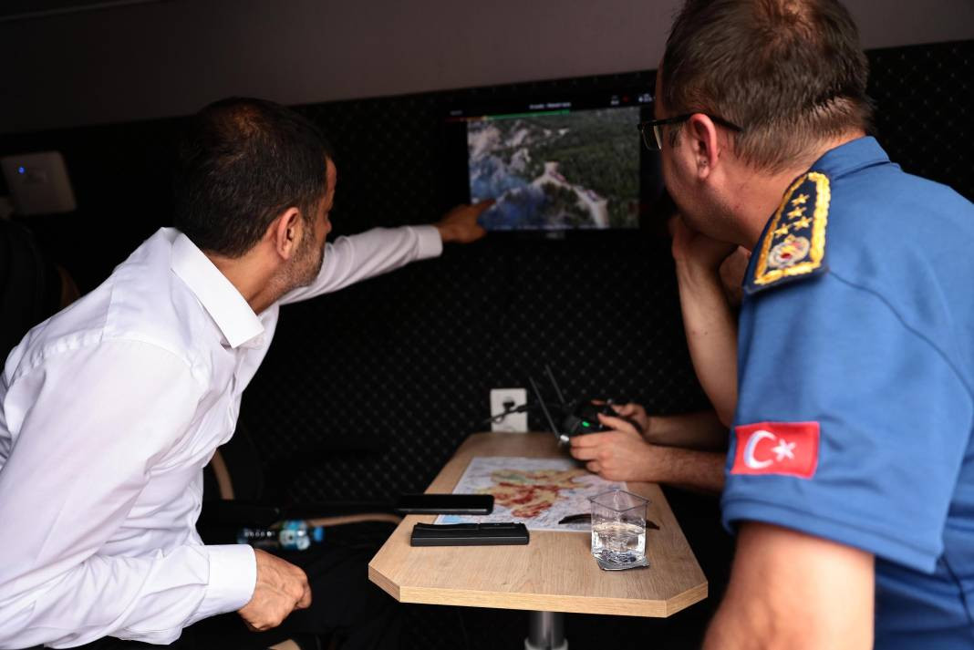 Pamukkale orman yangını! Hem havadan hem de karadan müdahale ediliyor - Resim: 16